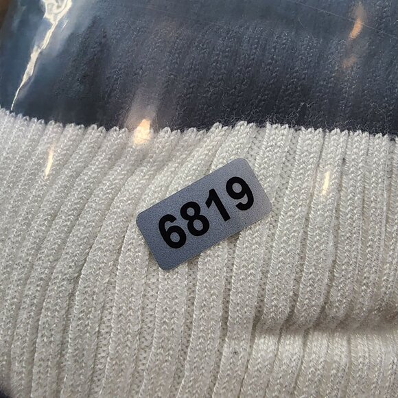 Womens Rue21 Black & White Striped Ribbed Top Long Sleeve V Neck Lace Up Size XL - Picture 8 of 8